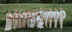 wedding party photographs at Tennessee wedding venue