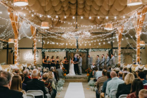 rustic barn wedding at ocoee river barn