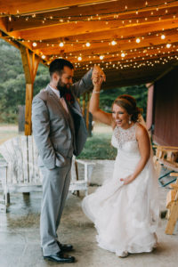 rustic barn wedding tennessee